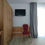 Szálloda Am Berg Hotel-restaurant