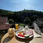 Am Berg Hotel-restaurant 3*