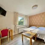 Szálloda Am Berg Hotel-restaurant 3*