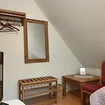 Am Berg Hotel-restaurant