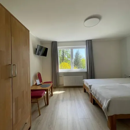 Am Berg Hotel-restaurant Hotell