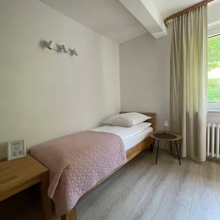 Am Berg Hotel-restaurant هرتسبرغ آم هارتس