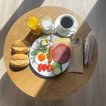 酒店 Am Berg Hotel-restaurant