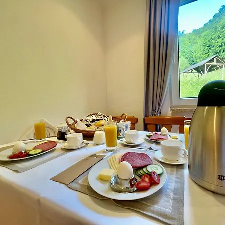 Am Berg Hotel-restaurant