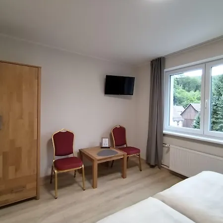 Hotell Am Berg Hotel-restaurant 3*