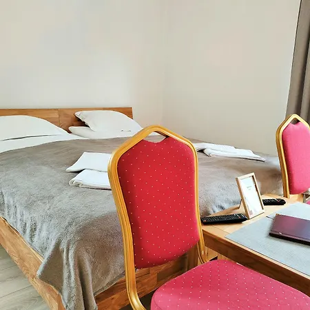 Am Berg Hotel-restaurant 3*