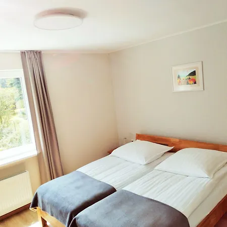 Am Berg Hotel-restaurant 3*