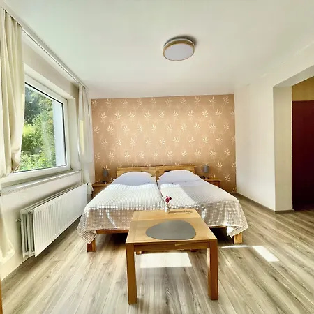Am Berg Hotel-restaurant 3*