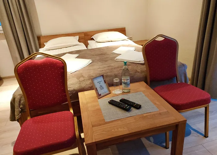 Am Berg Hotel-restaurant 3* 헤르츠베르크암하르츠